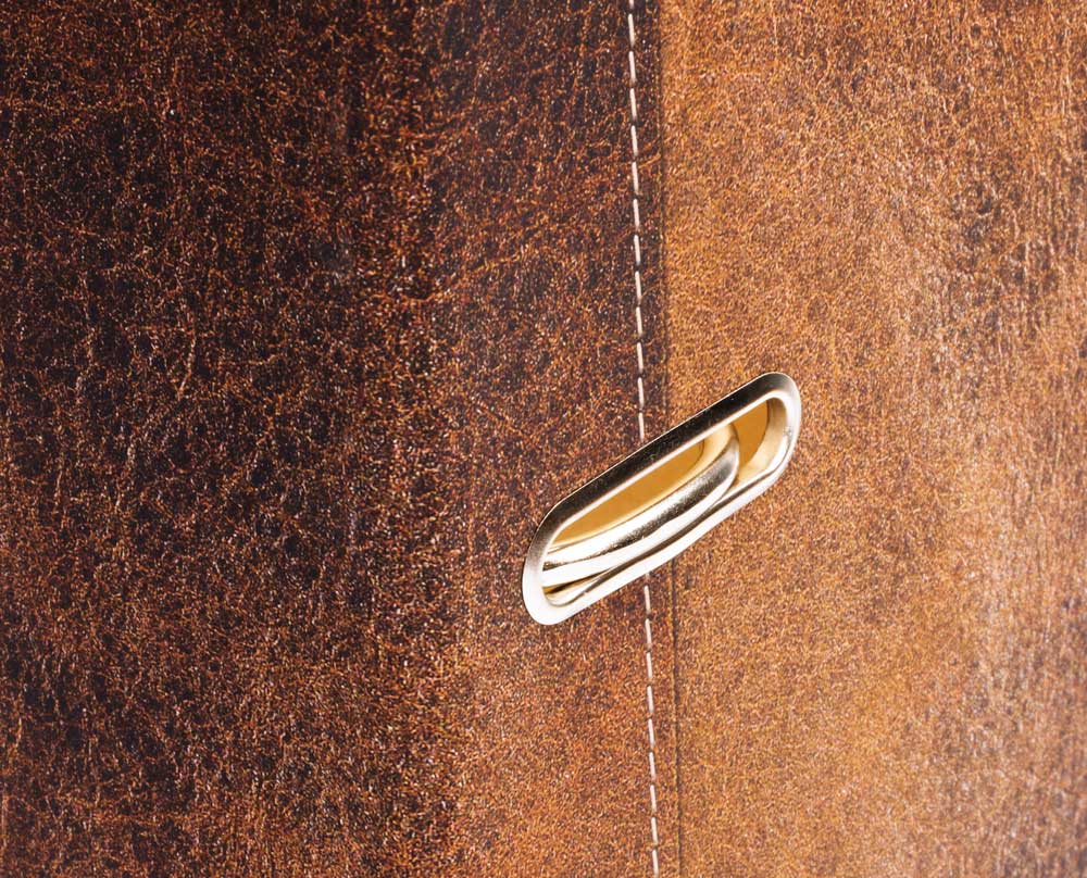 schreibgefuehl-motivordner-lederluxus-mahagoni-leder-dunkelbraun-detail